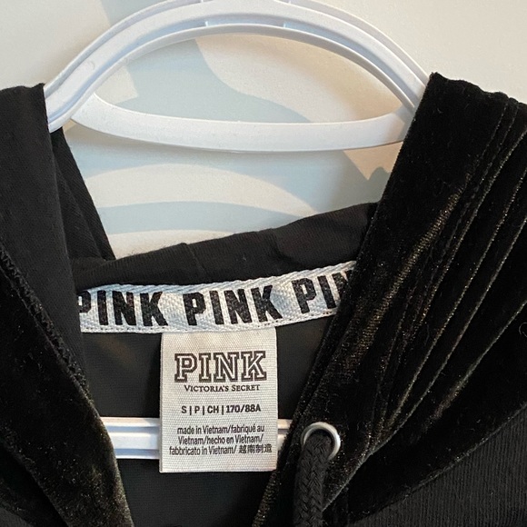 PINK tracksuit - Picture 4 of 9